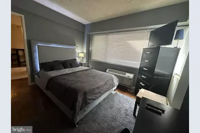 2141 I Street NW #615, Washington, DC 20037 - Photo 6