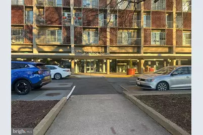 800 4th Street SW #S325, Washington, DC 20024 - Photo 1