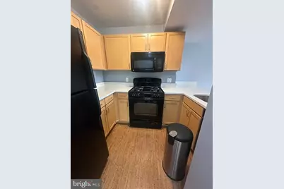 800 4th Street SW #S325, Washington, DC 20024 - Photo 8