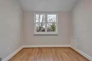 818 51st St SE, Washington, DC 20019 - Photo 10