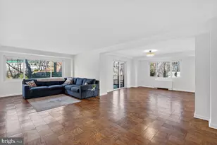 4201 Cathedral Ave NW, Washington, DC 20016 - Photo 2