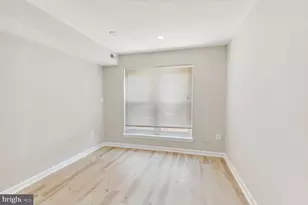 327 8th St NE, Washington, DC 20002 - Photo 8