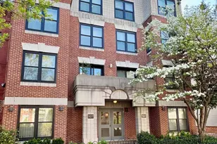 327 8th St NE, Washington, DC 20002 - Photo 2