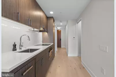 1211 Van Street SE #404, Washington, DC 20003 - Photo 8