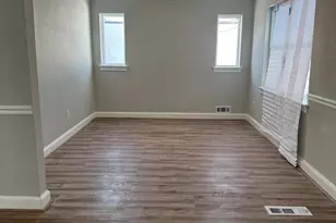 2620 28th St NE, Washington, DC 20018 - Photo 2