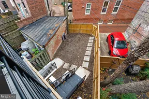 709 Massachusetts Ave NE, Washington, DC 20002 - Photo 4