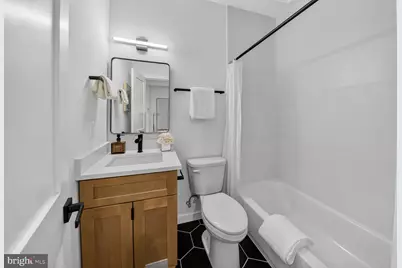 709 Massachusetts Avenue NE, Washington, DC 20002 - Photo 8