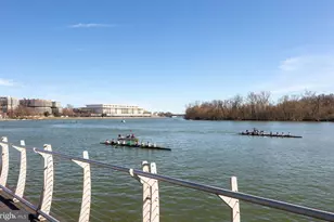 1211 34th St NW, Washington, DC 20007 - Photo 6