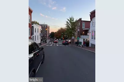 1211 34th Street NW, Washington, DC 20007 - Photo 4