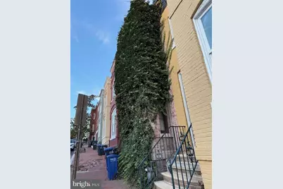 1211 34th Street NW, Washington, DC 20007 - Photo 2