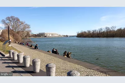 1211 34th Street NW, Washington, DC 20007 - Photo 8