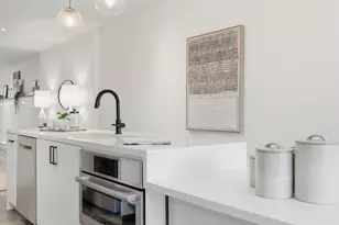 445 Ridge St NW, Washington, DC 20001 - Photo 12