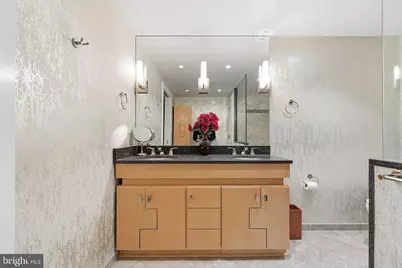 700 New Hampshire Avenue NW #1218, Washington, DC 20037 - Photo 26