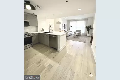 777 7th Street NW #322, Washington, DC 20001 - Photo 1