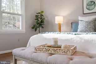 2729 Unicorn Ln NW, Washington, DC 20015 - Photo 30