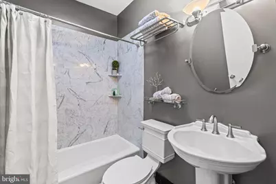 1729 Newton Street NW, Washington, DC 20010 - Photo 32