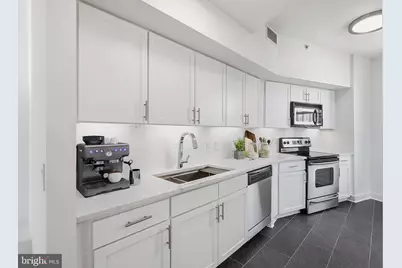 400 Massachusetts Avenue NW #719, Washington, DC 20001 - Photo 18