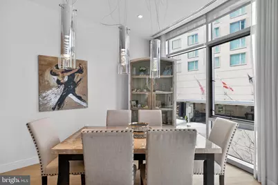 1177 22nd Street NW #2M, Washington, DC 20037 - Photo 2