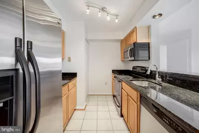 2111 Wisconsin Avenue NW #317, Washington, DC 20007 - Photo 16