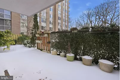 3001 Veazey NW #116, Washington, DC 20008 - Photo 6