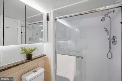 3001 Veazey NW #116, Washington, DC 20008 - Photo 18