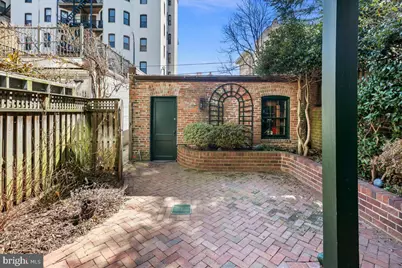 2210 Wyoming Avenue NW, Washington, DC 20008 - Photo 68