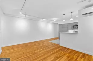220 2nd St SE, Washington, DC 20003 - Photo 4