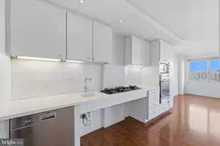 1330 New Hampshire Ave NW, Washington, DC 20036 - Photo 10