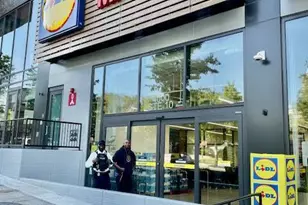 3770 39th St NW, Washington, DC 20016 - Photo 36