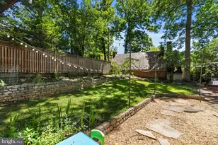 2035 Parkside Dr NW, Washington, DC 20012 - Photo 46
