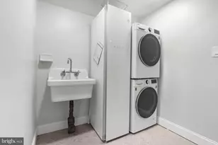 2035 Parkside Dr NW, Washington, DC 20012 - Photo 32