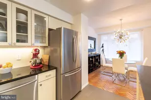 1045 31st St NW, Washington, DC 20007 - Photo 22