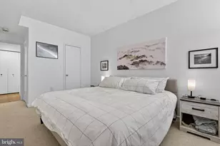 1045 31st St NW, Washington, DC 20007 - Photo 14