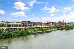 1045 31st St NW, Washington, DC 20007 - Photo 32