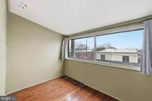 613 G St SE, Washington, DC 20003 - Photo 36