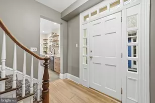 613 G St SE, Washington, DC 20003 - Photo 18