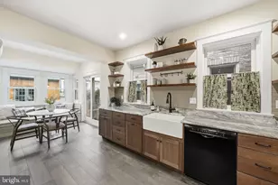 613 G St SE, Washington, DC 20003 - Photo 24