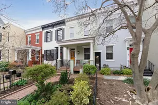 613 G St SE, Washington, DC 20003 - Photo 4