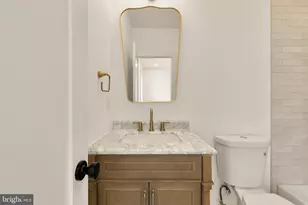 1706 Bay St SE, Washington, DC 20003 - Photo 48