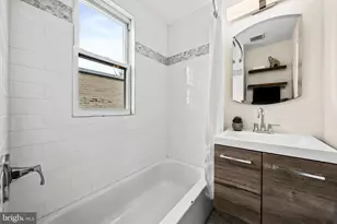 1742 L St NE, Washington, DC 20002 - Photo 18