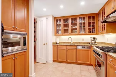 1155 23rd Street NW #2E, Washington, DC 20037 - Photo 16