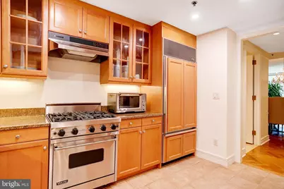 1155 23rd Street NW #2E, Washington, DC 20037 - Photo 18