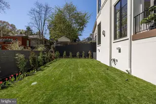 5122 Cathedral Ave NW, Washington, DC 20016 - Photo 62
