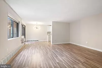 2325 42nd Street NW #420, Washington, DC 20007 - Photo 10