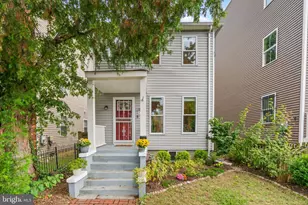 1015 48th St NE, Washington, DC 20019 - Photo 2