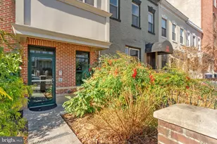 257 15th St SE, Washington, DC 20003 - Photo 2