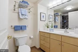 616 E St NW, Washington, DC 20004 - Photo 20