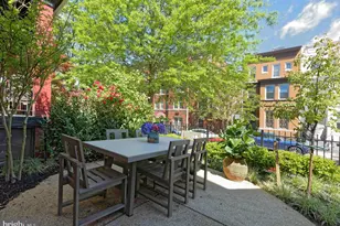 1015 D St NE, Washington, DC 20001 - Photo 4