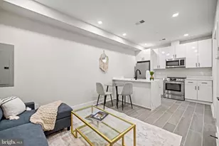 824 18th St NE, Washington, DC 20002 - Photo 2