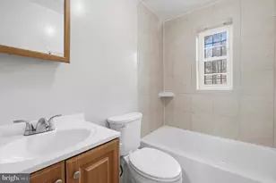 4633 Hillside Rd SE, Washington, DC 20019 - Photo 12